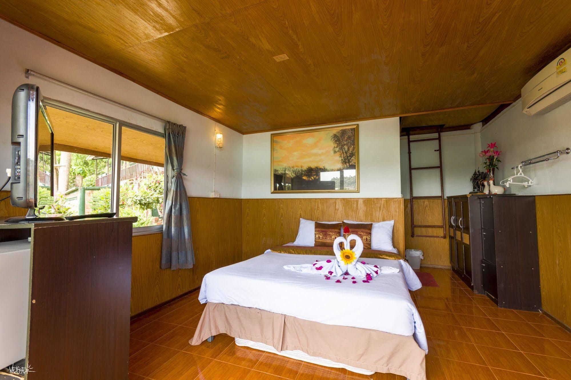 Phi Phi Good View Hotel Buitenkant foto