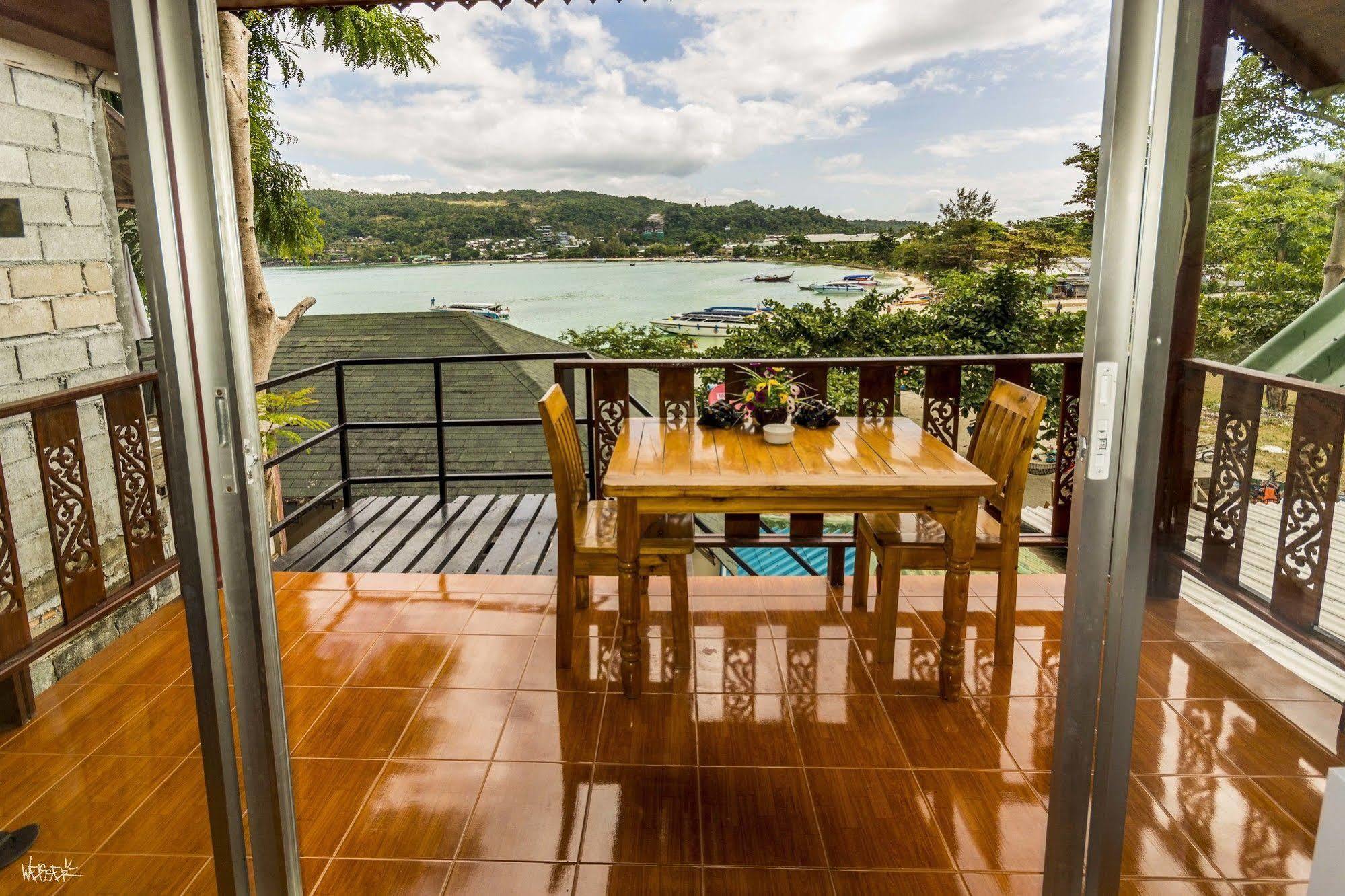 Phi Phi Good View Hotel Buitenkant foto